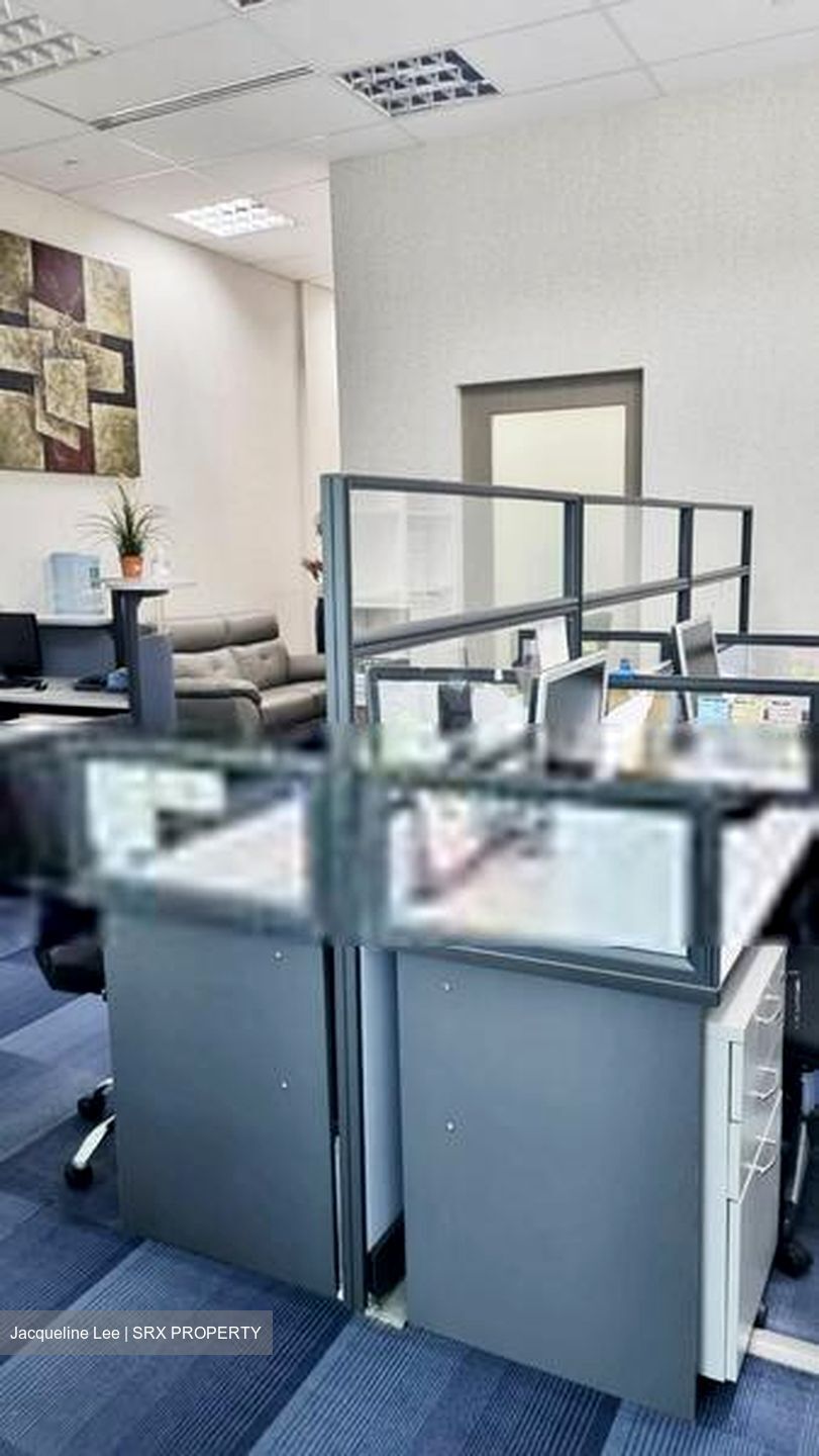 Arc 380 (D8), Office #452255781